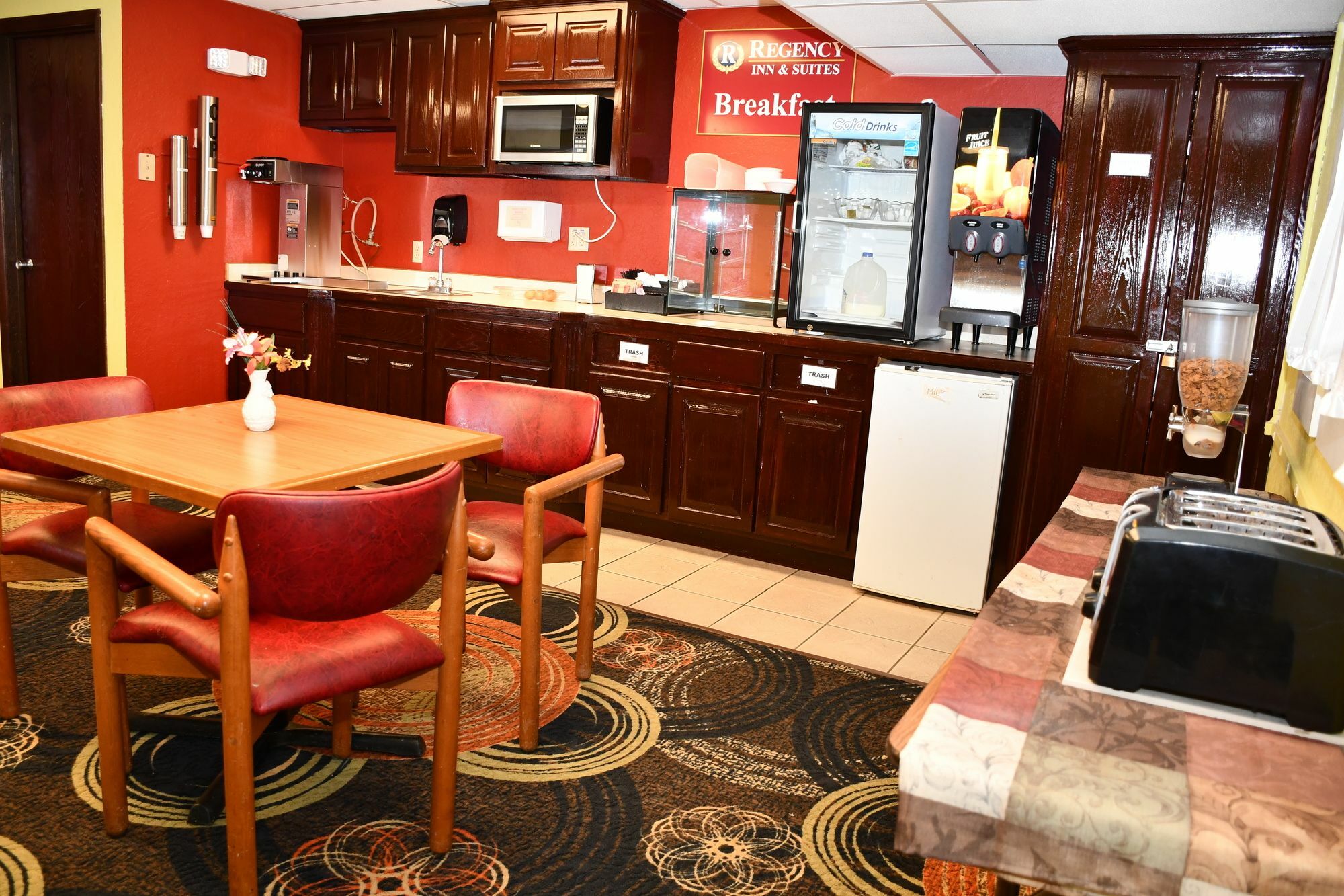 Regency Inn & Suites Faribault Екстер'єр фото