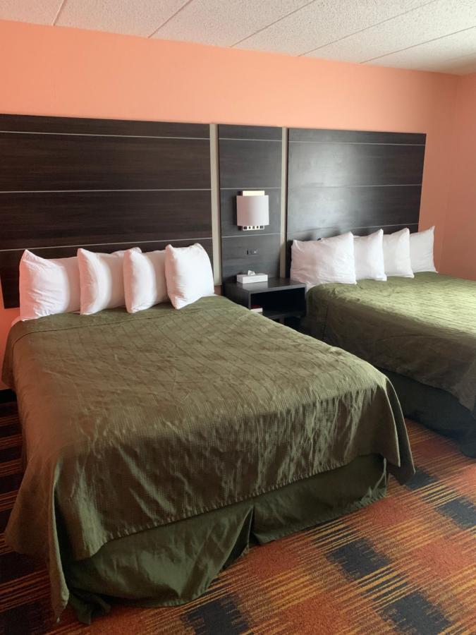 Regency Inn & Suites Faribault Екстер'єр фото