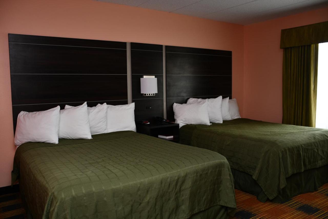 Regency Inn & Suites Faribault Екстер'єр фото