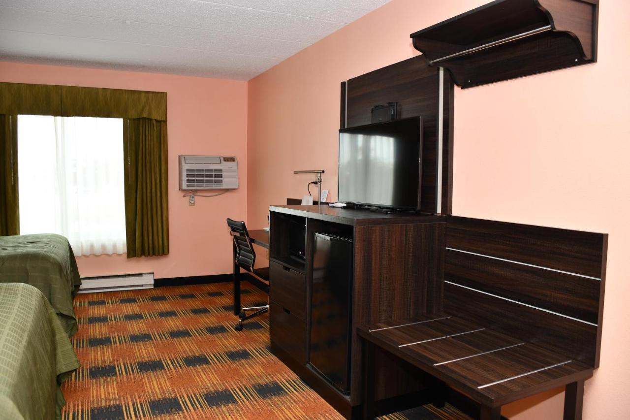 Regency Inn & Suites Faribault Екстер'єр фото